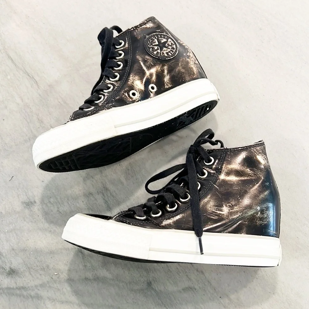 Chuck Taylor Lux Brush-Off Leather Wedge Sneakers Size 5 Gunmetal Bronze